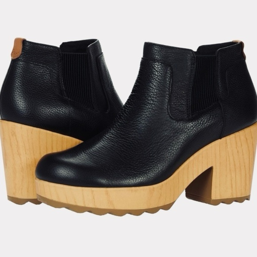 Dr. Scholl’s Wild About Black Leather Ankle Boots Pull On Faux Wooden Heel SZ 9
